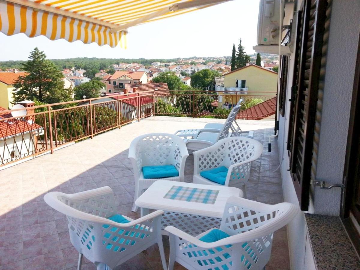 Apartments Kamelija Малинска Екстериор снимка