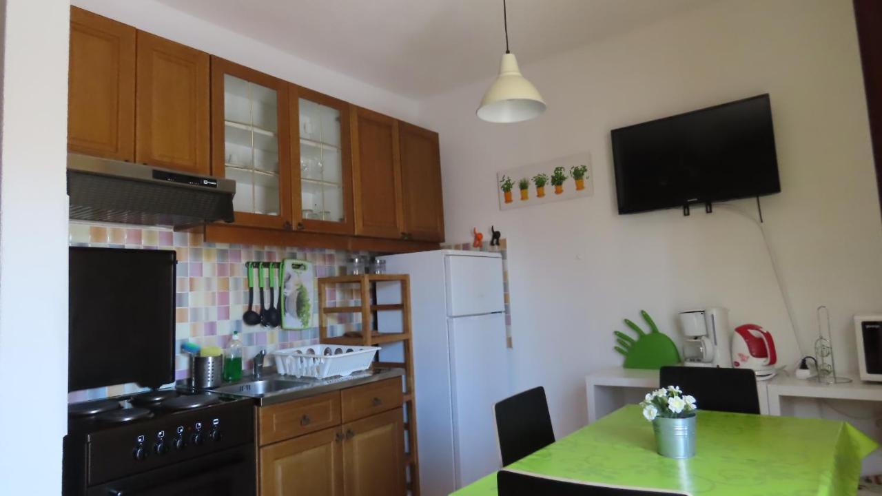 Apartments Kamelija Малинска Екстериор снимка
