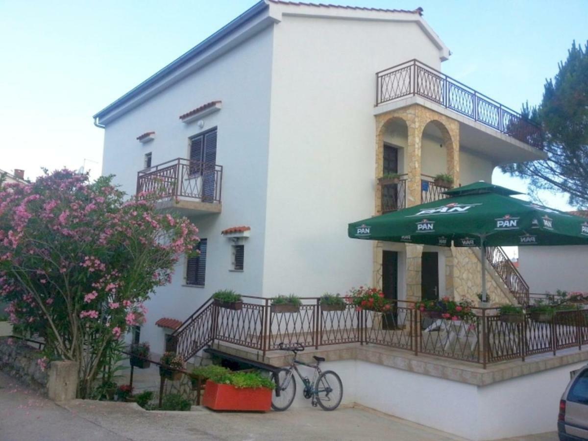 Apartments Kamelija Малинска Екстериор снимка